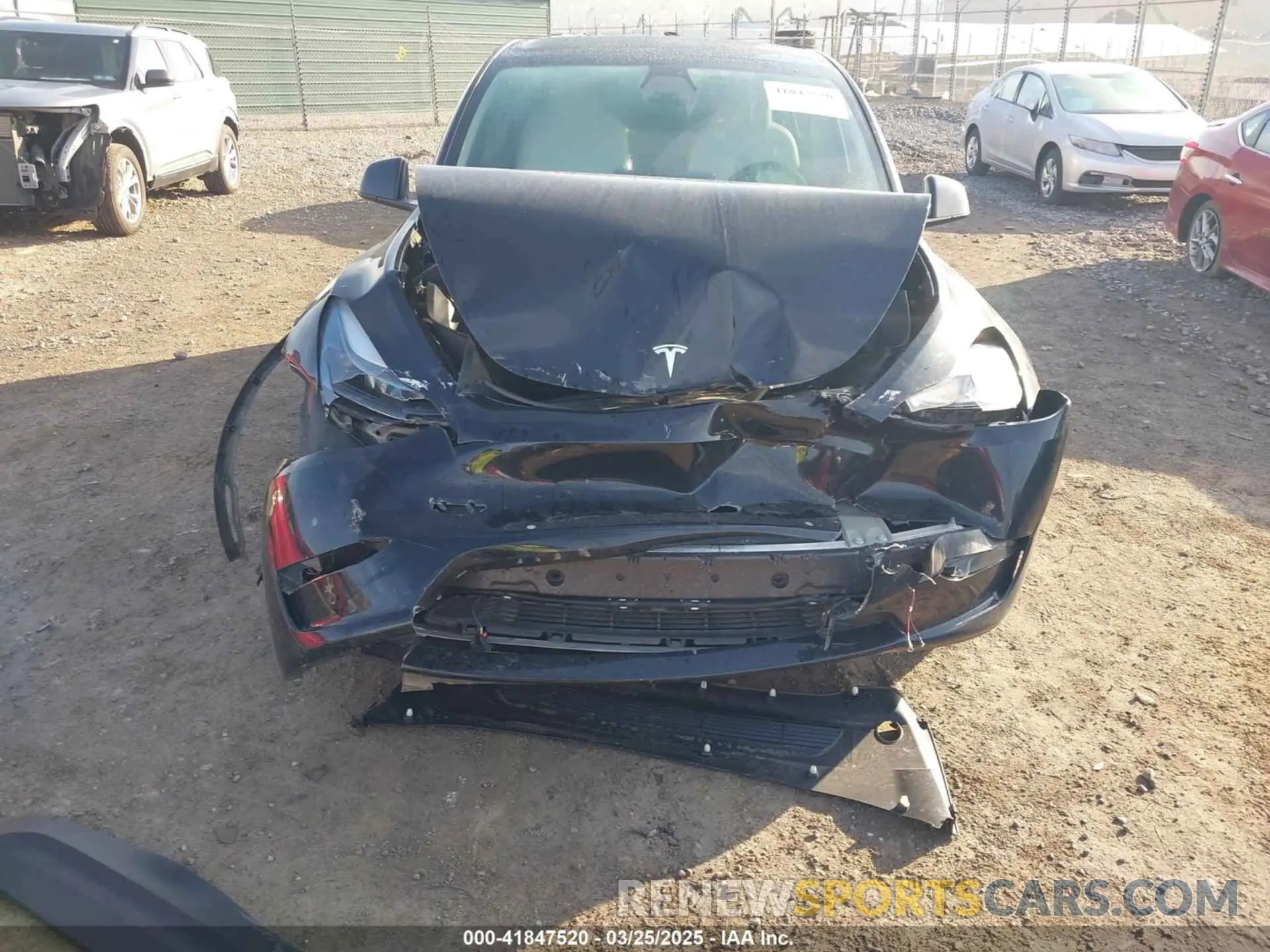 6 Photograph of a damaged car 7SAYGDEF3NF486365 TESLA MODEL Y 2022