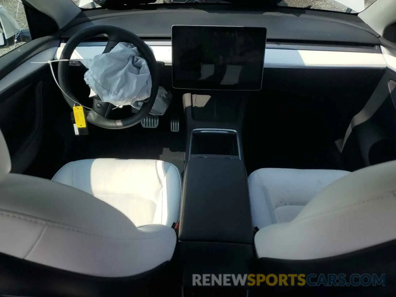 8 Photograph of a damaged car 7SAYGDEF3NF524130 TESLA MODEL Y 2022