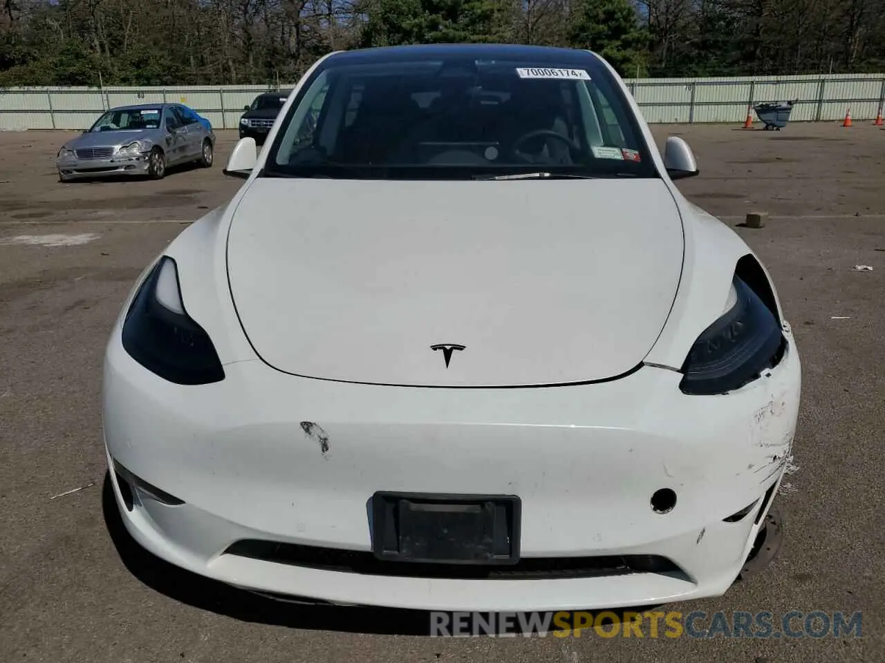 5 Photograph of a damaged car 7SAYGDEF3NF537332 TESLA MODEL Y 2022
