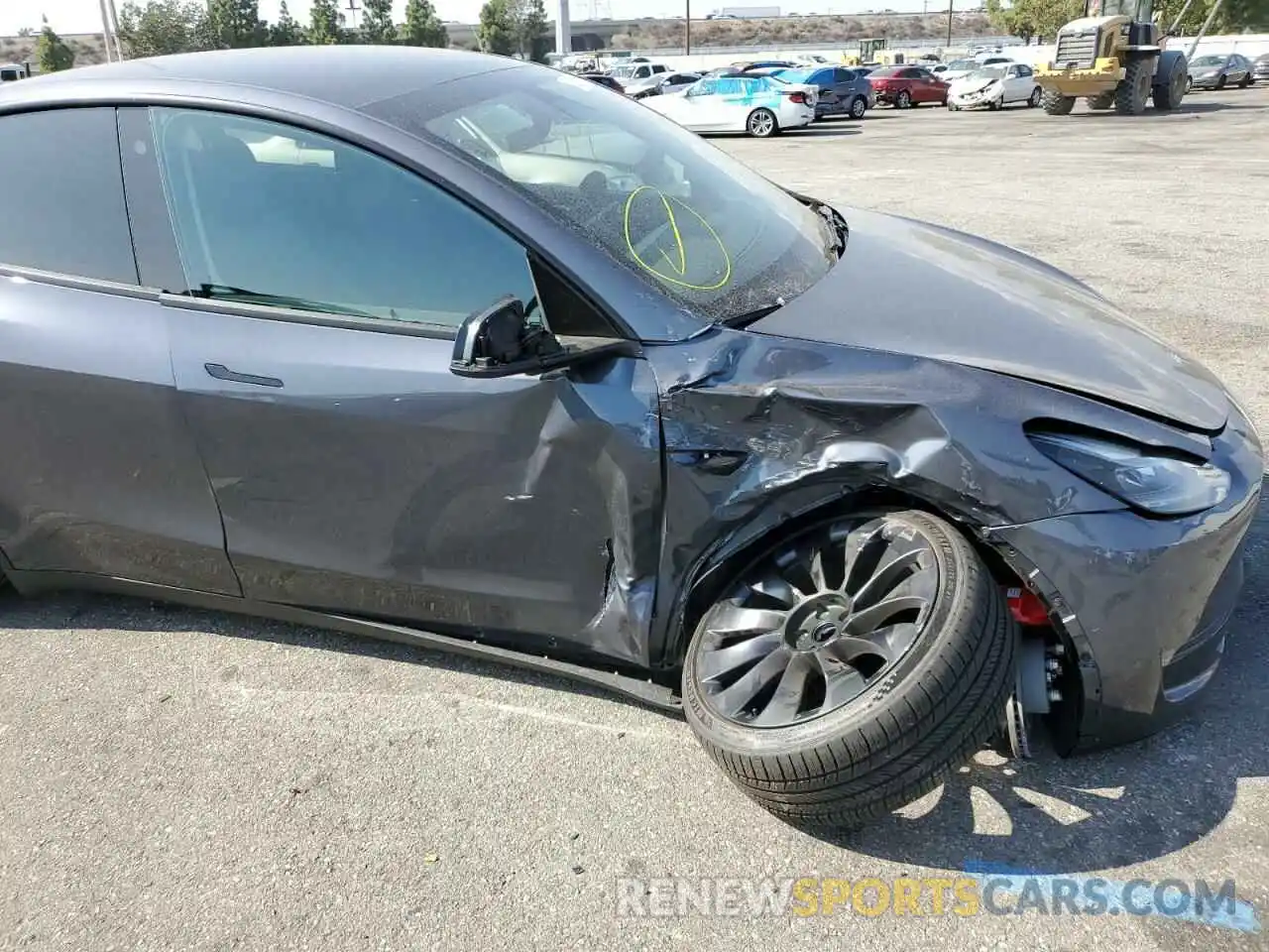 9 Photograph of a damaged car 7SAYGDEF3NF547195 TESLA MODEL Y 2022