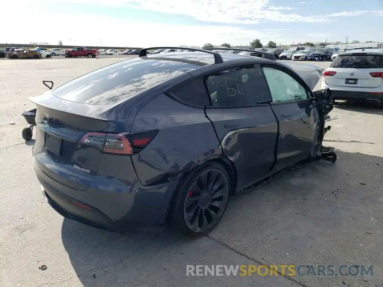 3 Photograph of a damaged car 7SAYGDEF4NF326527 TESLA MODEL Y 2022