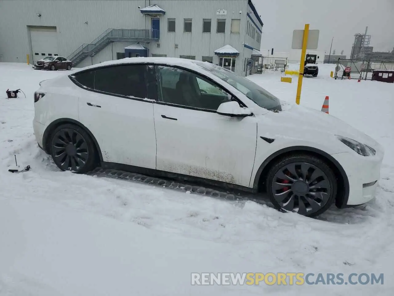 4 Photograph of a damaged car 7SAYGDEF4NF378191 TESLA MODEL Y 2022