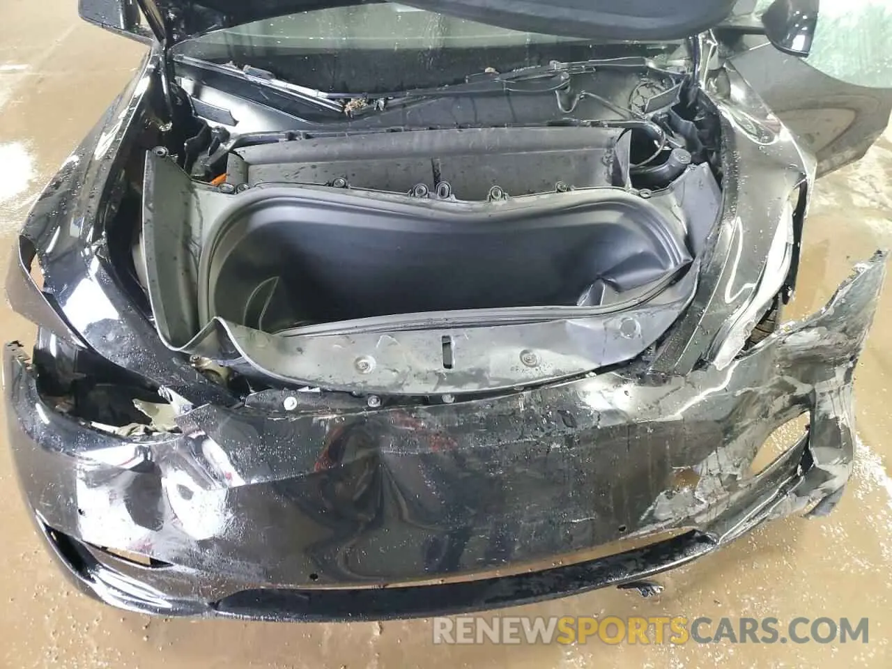 11 Photograph of a damaged car 7SAYGDEF4NF388929 TESLA MODEL Y 2022