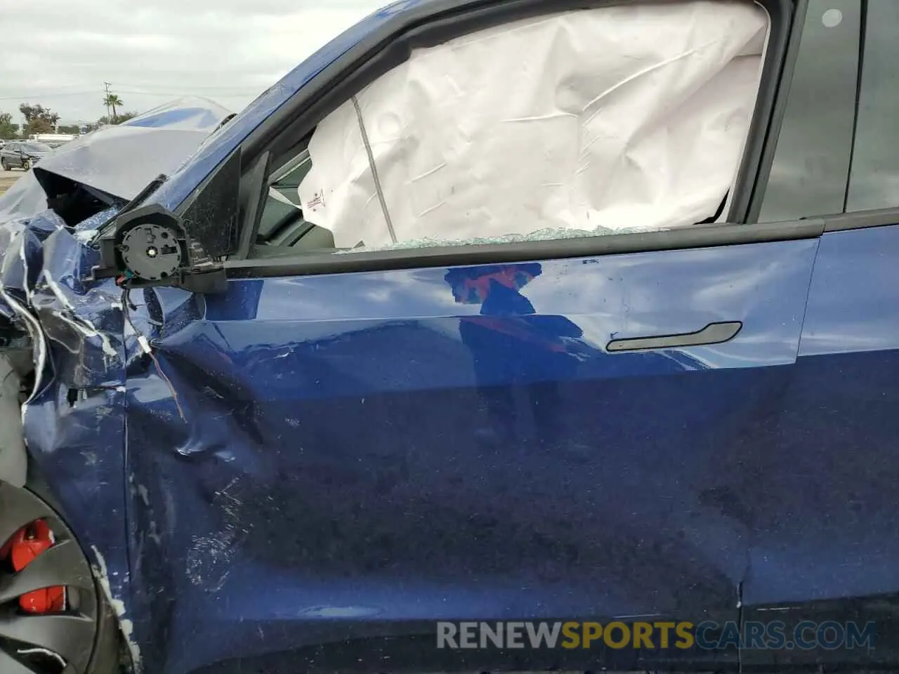 7 Photograph of a damaged car 7SAYGDEF4NF394472 TESLA MODEL Y 2022