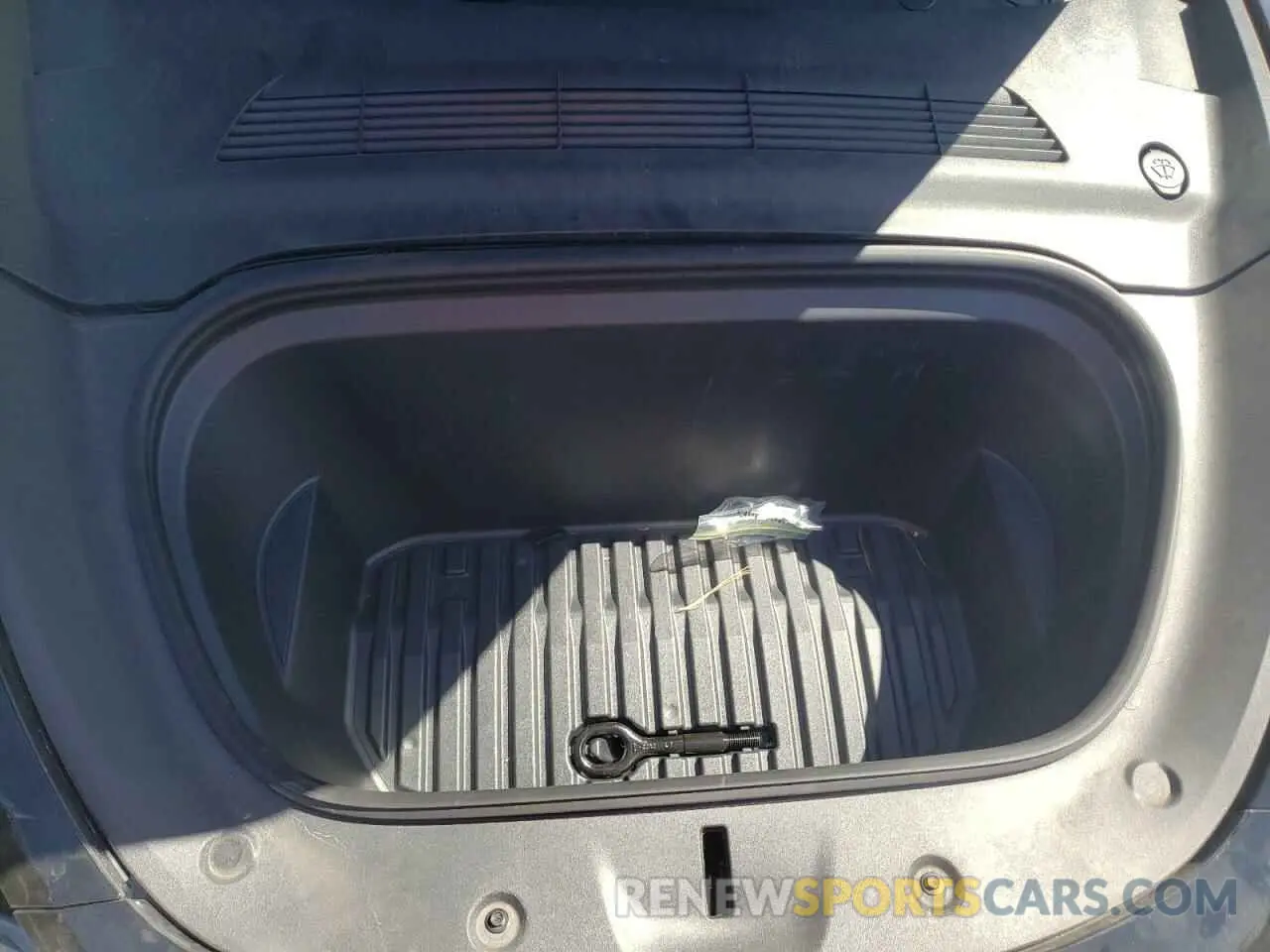 12 Photograph of a damaged car 7SAYGDEF4NF495138 TESLA MODEL Y 2022
