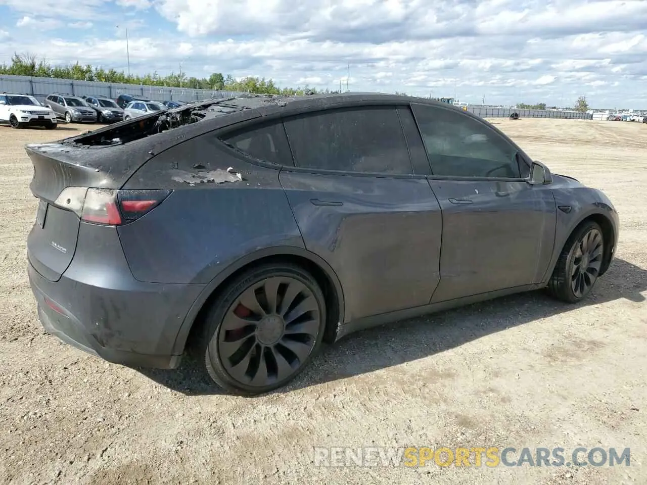 3 Photograph of a damaged car 7SAYGDEF4NF502007 TESLA MODEL Y 2022