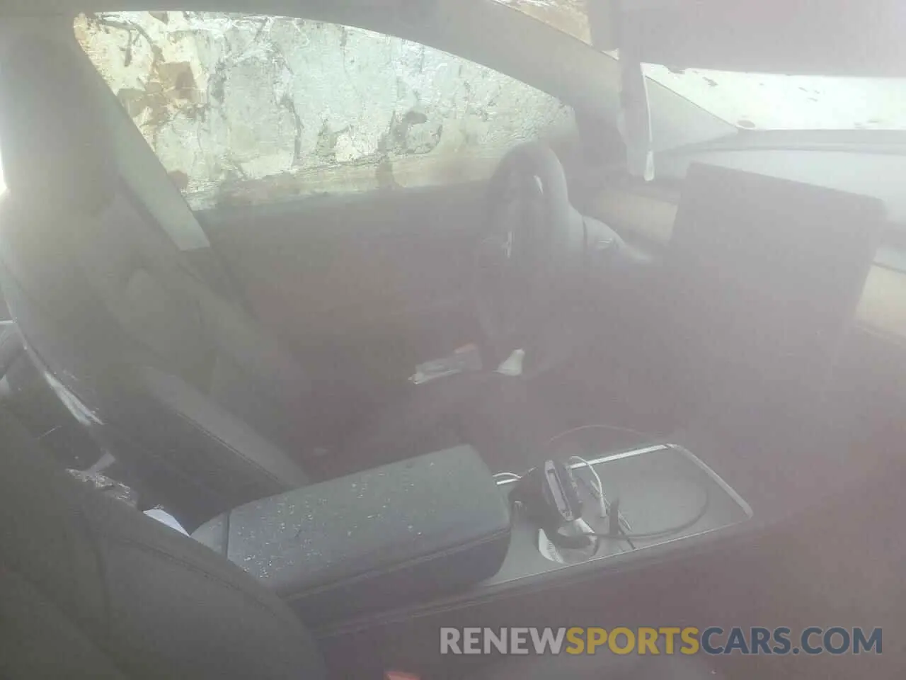 9 Photograph of a damaged car 7SAYGDEF4NF502007 TESLA MODEL Y 2022