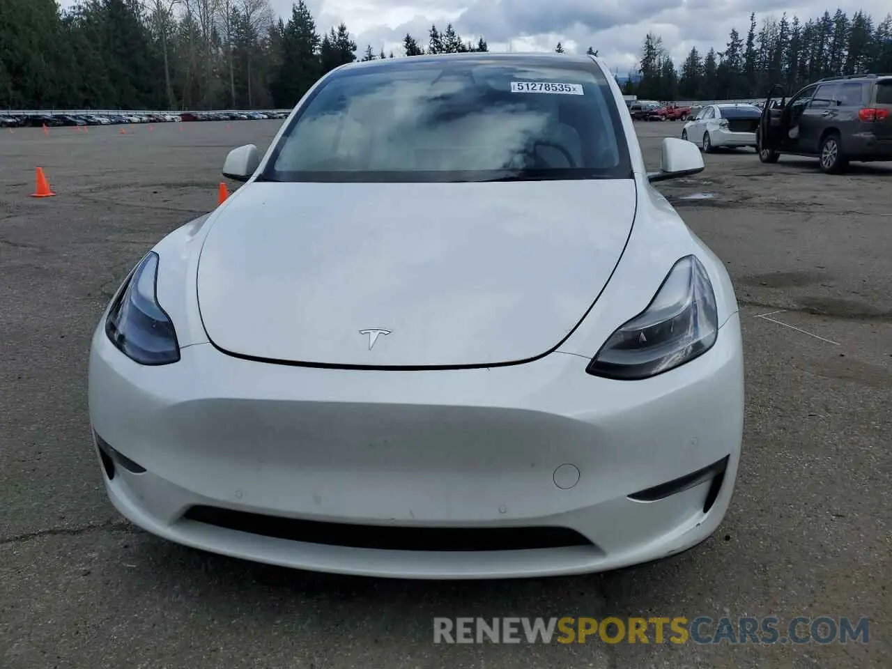 5 Photograph of a damaged car 7SAYGDEF4NF518109 TESLA MODEL Y 2022