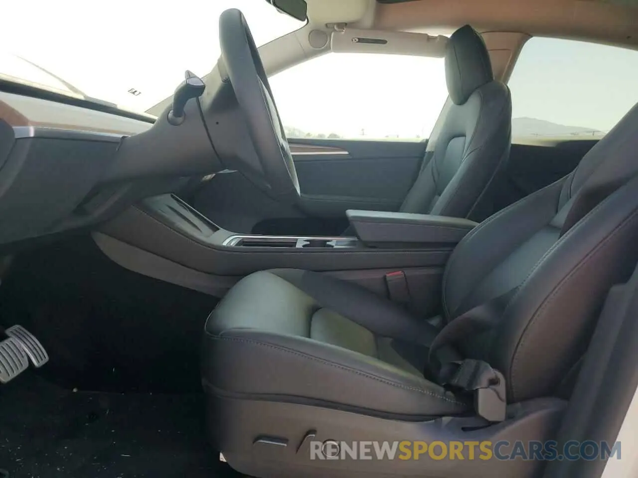 7 Photograph of a damaged car 7SAYGDEF4NF539011 TESLA MODEL Y 2022