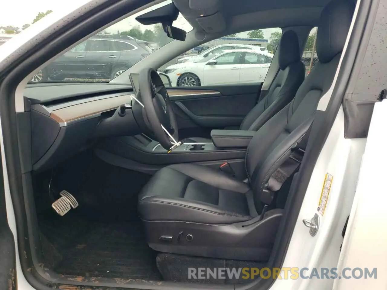 7 Photograph of a damaged car 7SAYGDEF4NF564278 TESLA MODEL Y 2022