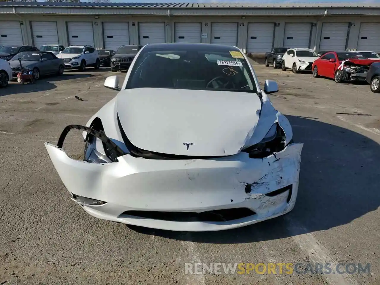 5 Photograph of a damaged car 7SAYGDEF5NF313270 TESLA MODEL Y 2022