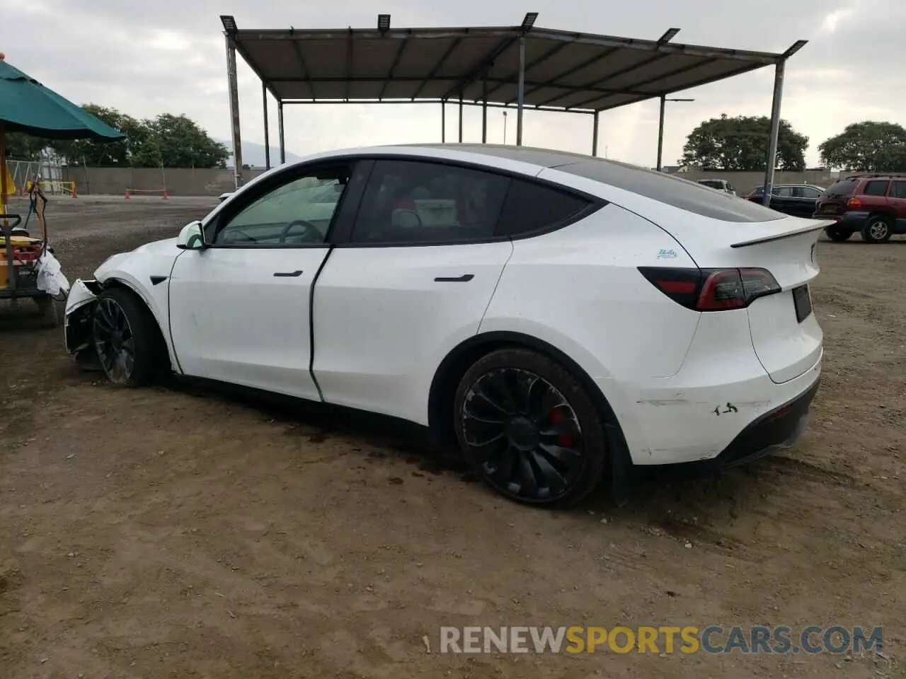 2 Photograph of a damaged car 7SAYGDEF5NF317884 TESLA MODEL Y 2022
