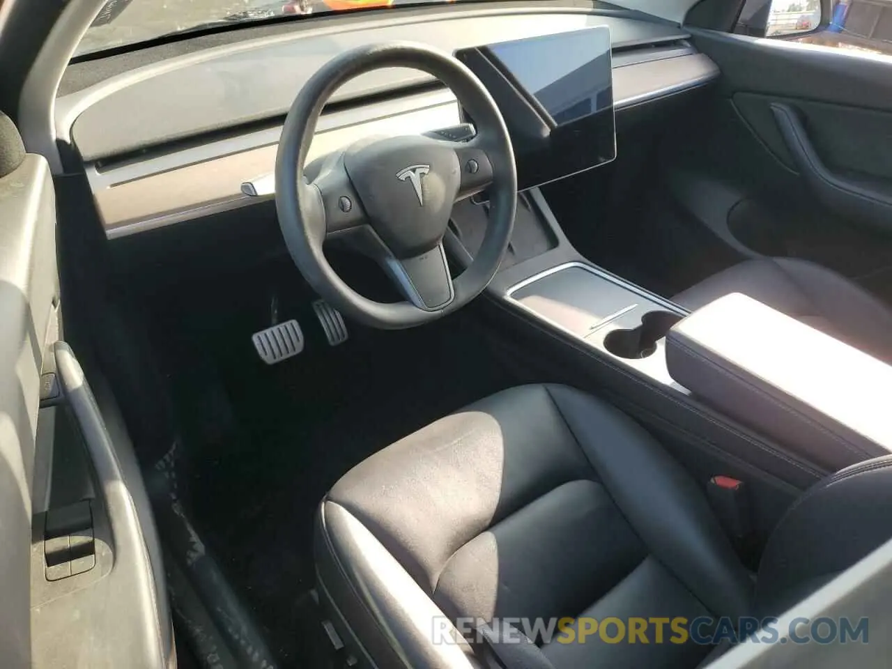 8 Photograph of a damaged car 7SAYGDEF5NF343093 TESLA MODEL Y 2022