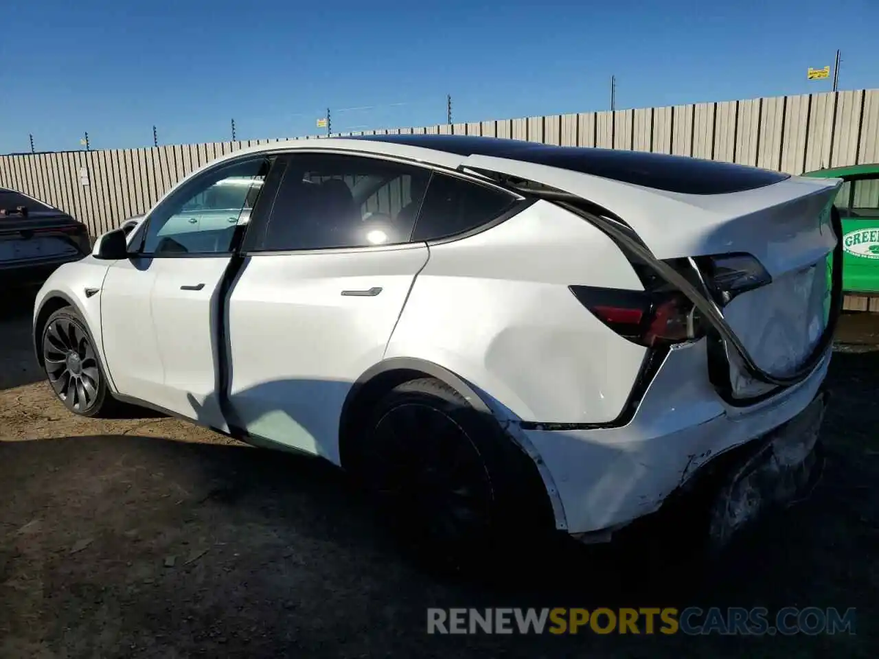 2 Photograph of a damaged car 7SAYGDEF5NF347922 TESLA MODEL Y 2022