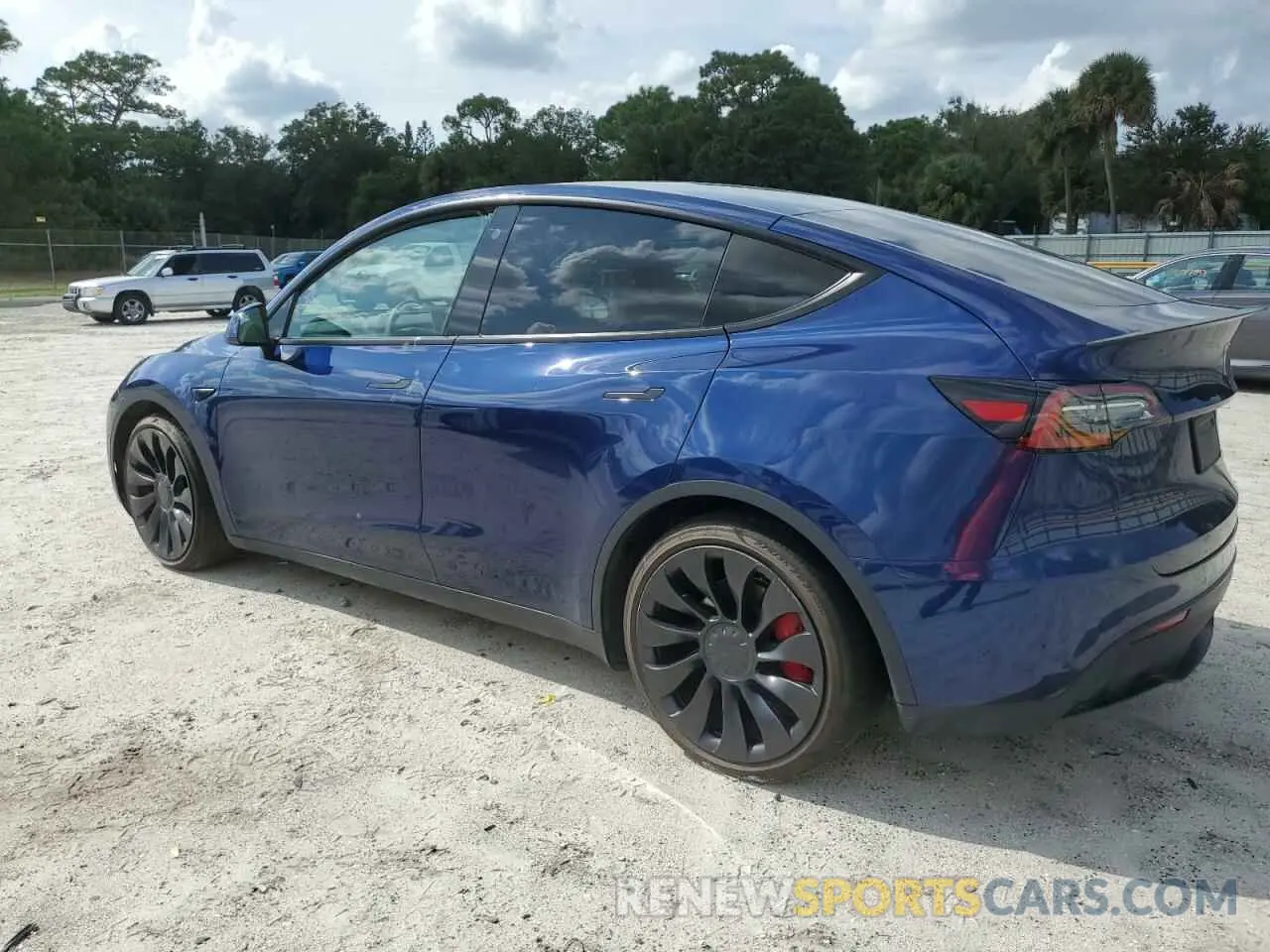 2 Photograph of a damaged car 7SAYGDEF5NF379110 TESLA MODEL Y 2022