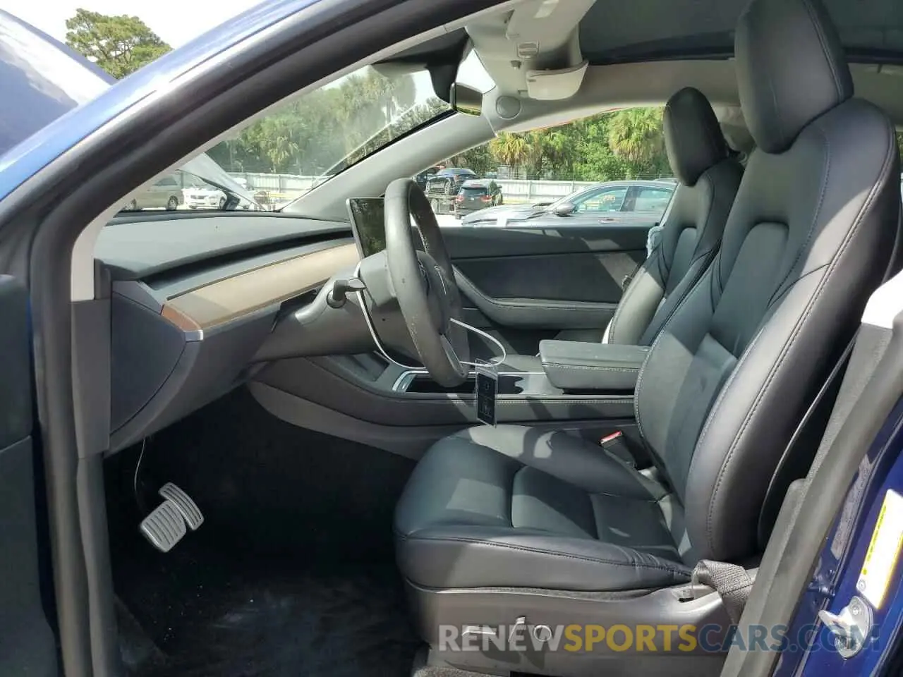 7 Photograph of a damaged car 7SAYGDEF5NF379110 TESLA MODEL Y 2022