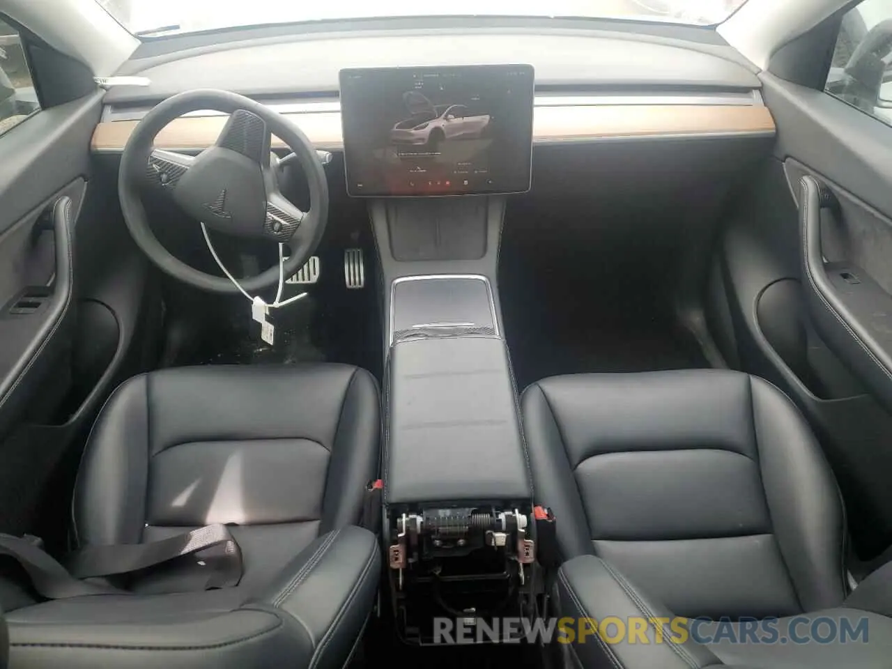 8 Photograph of a damaged car 7SAYGDEF5NF380905 TESLA MODEL Y 2022