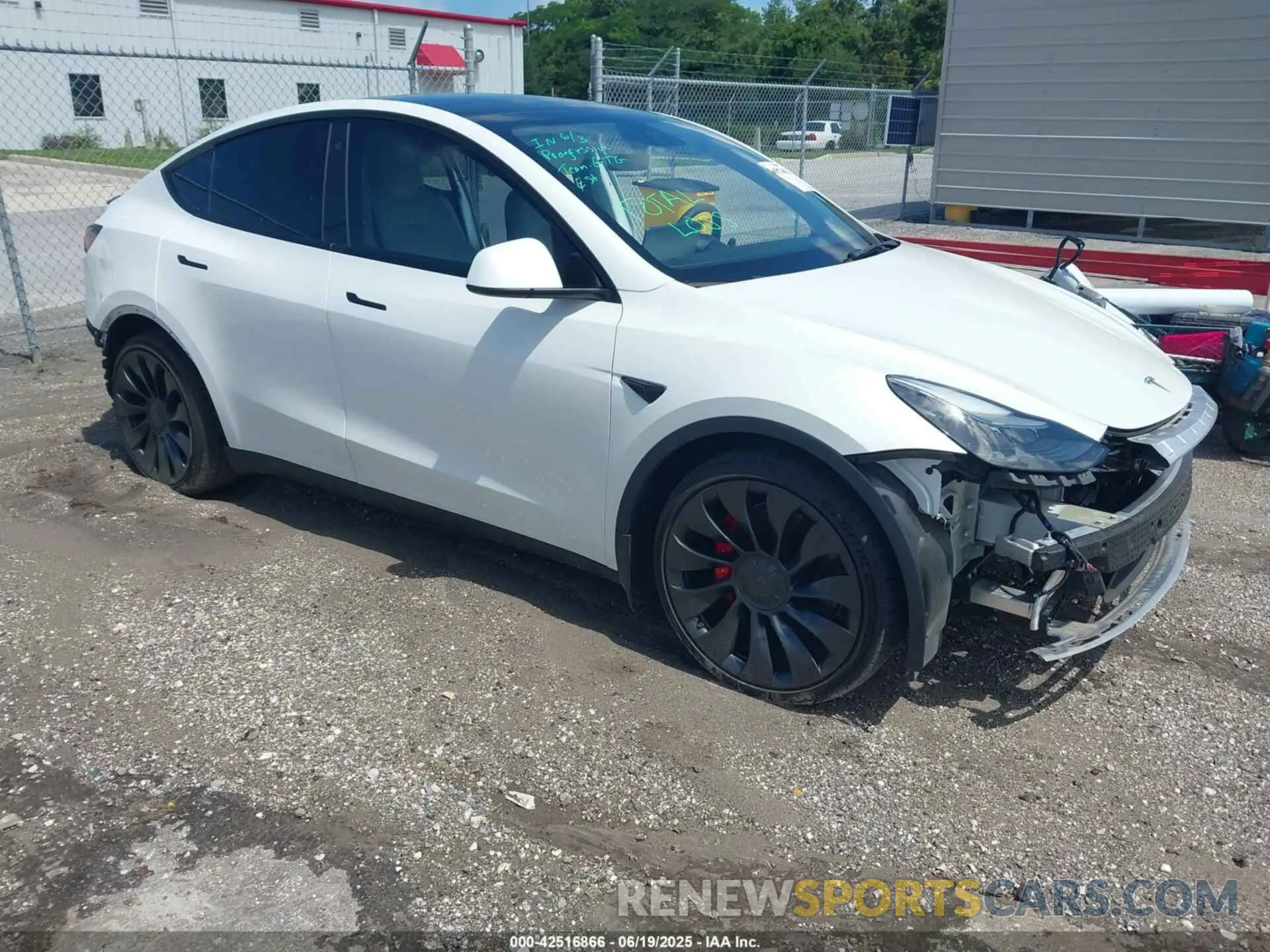 1 Photograph of a damaged car 7SAYGDEF5NF383111 TESLA MODEL Y 2022