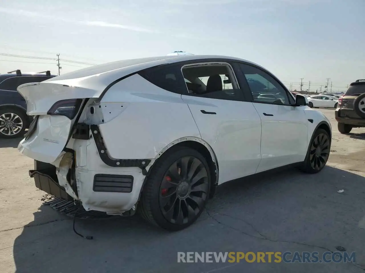 3 Photograph of a damaged car 7SAYGDEF5NF456543 TESLA MODEL Y 2022