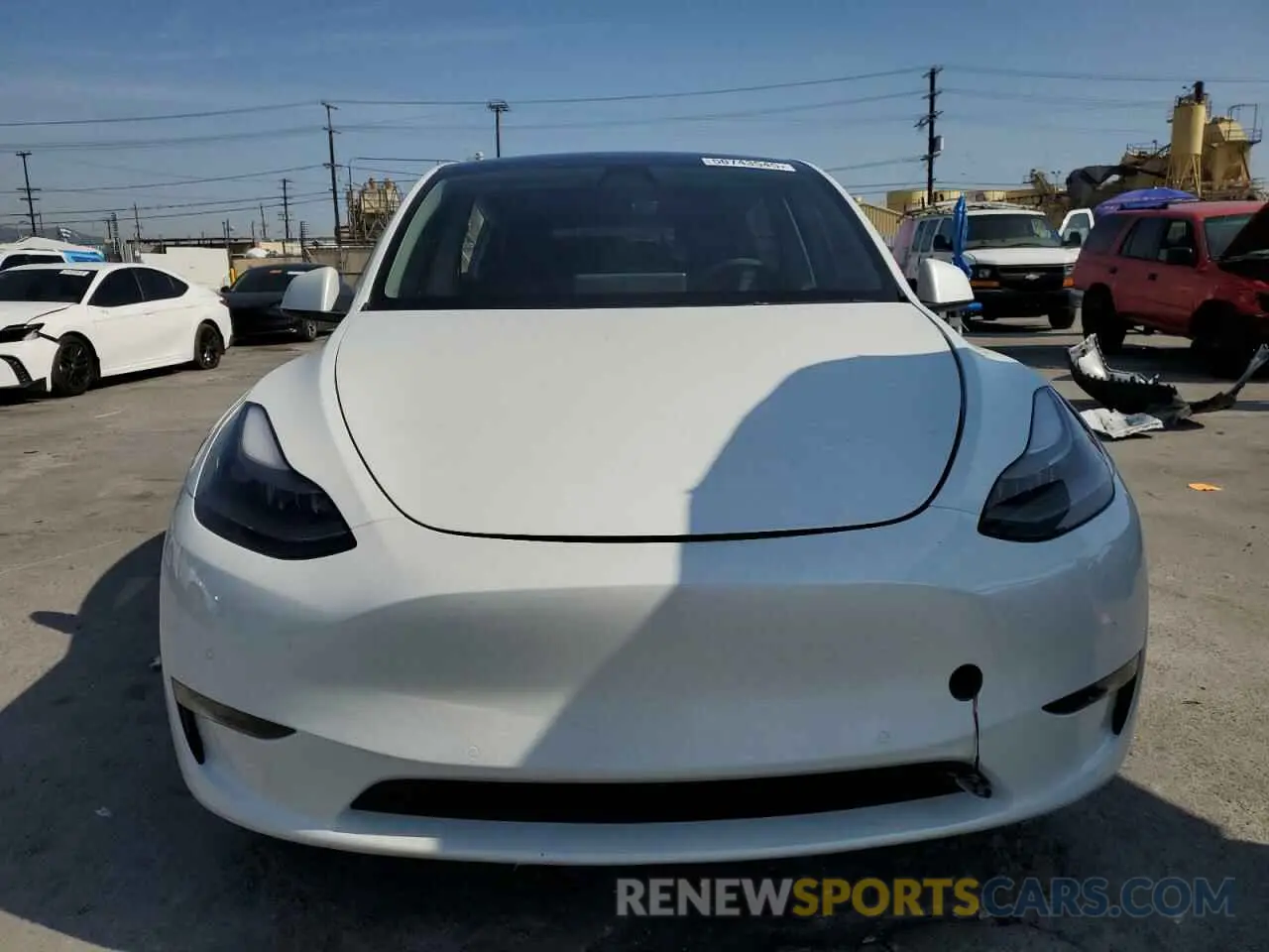 5 Photograph of a damaged car 7SAYGDEF5NF456543 TESLA MODEL Y 2022