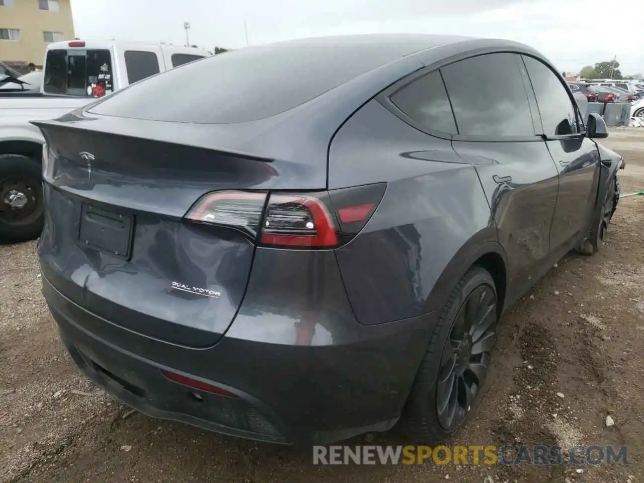 4 Photograph of a damaged car 7SAYGDEF5NF467705 TESLA MODEL Y 2022