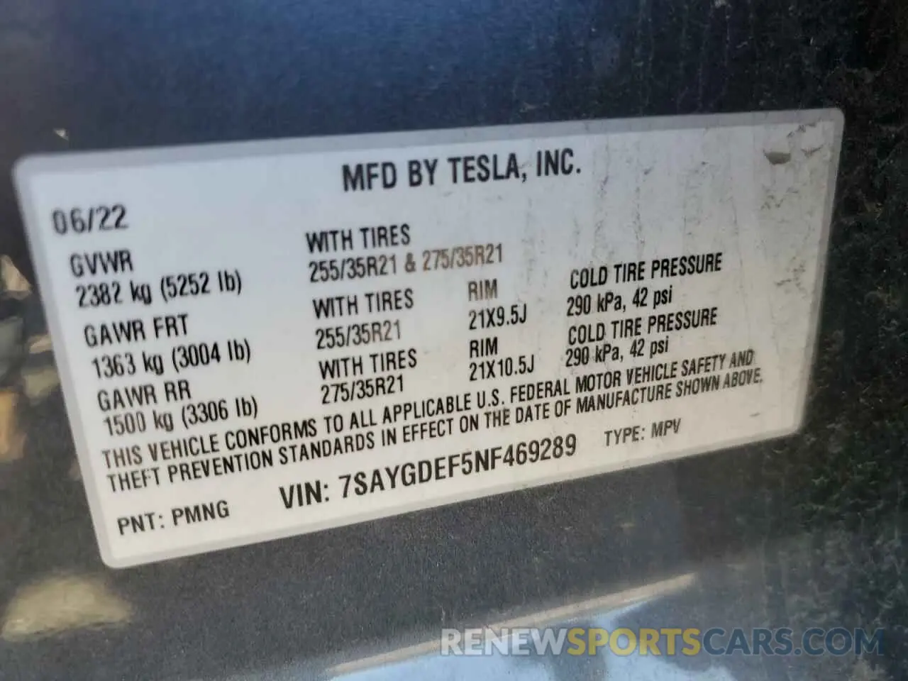 12 Photograph of a damaged car 7SAYGDEF5NF469289 TESLA MODEL Y 2022