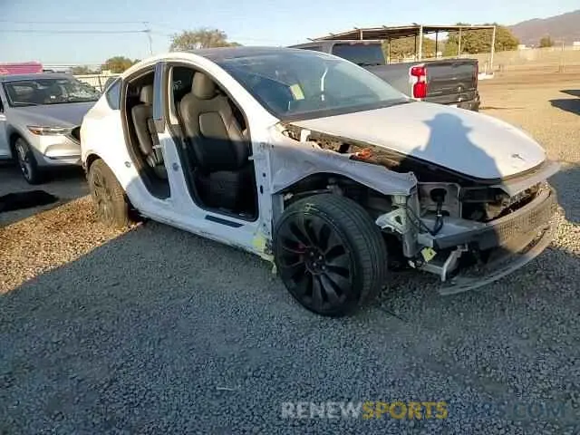 11 Photograph of a damaged car 7SAYGDEF5NF493186 TESLA MODEL Y 2022