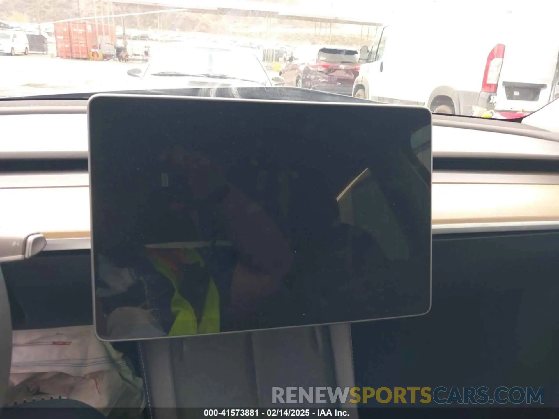 15 Photograph of a damaged car 7SAYGDEF5NF494600 TESLA MODEL Y 2022