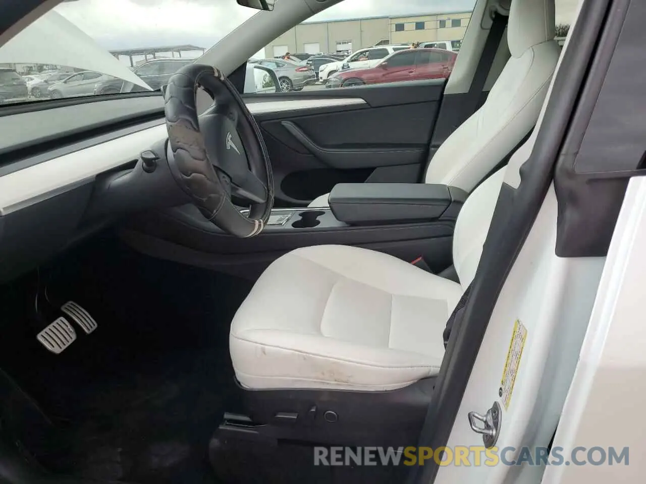 7 Photograph of a damaged car 7SAYGDEF5NF536876 TESLA MODEL Y 2022
