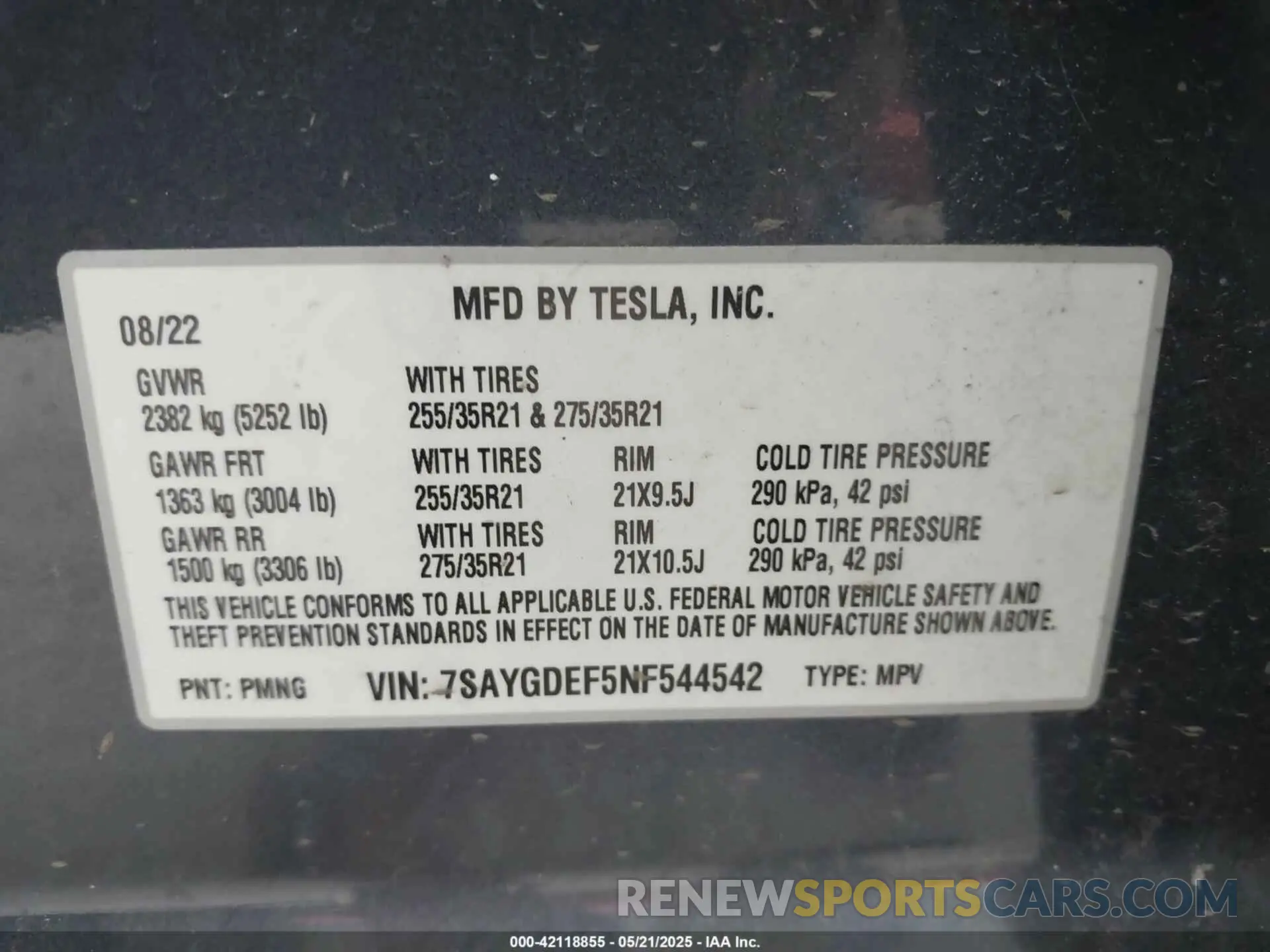 19 Photograph of a damaged car 7SAYGDEF5NF544542 TESLA MODEL Y 2022