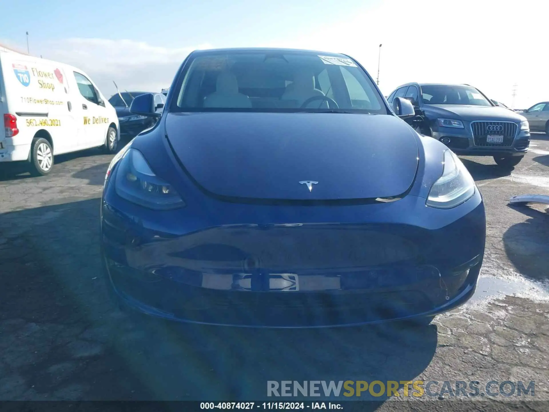 13 Photograph of a damaged car 7SAYGDEF5NF559607 TESLA MODEL Y 2022