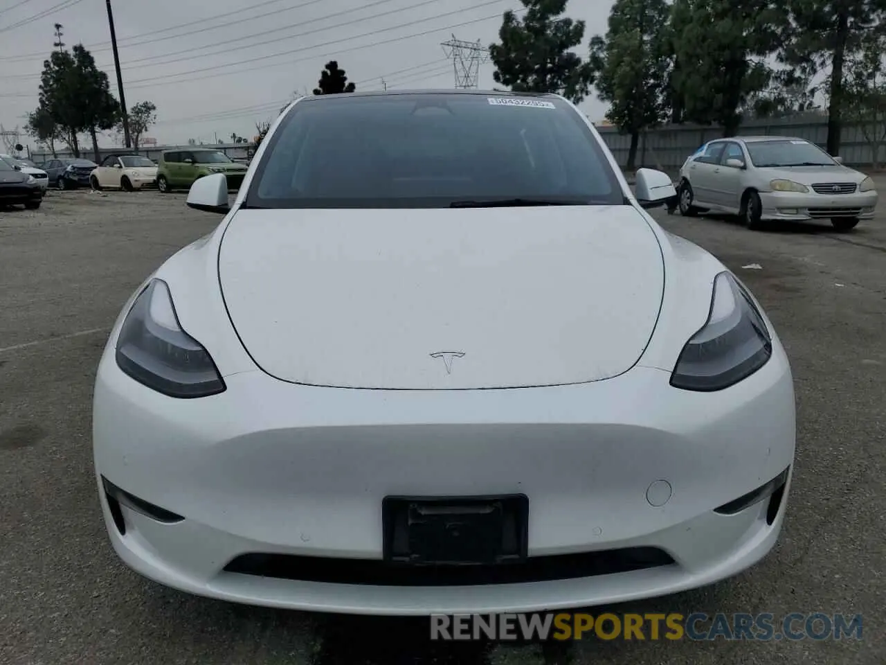 5 Photograph of a damaged car 7SAYGDEF5NF567688 TESLA MODEL Y 2022