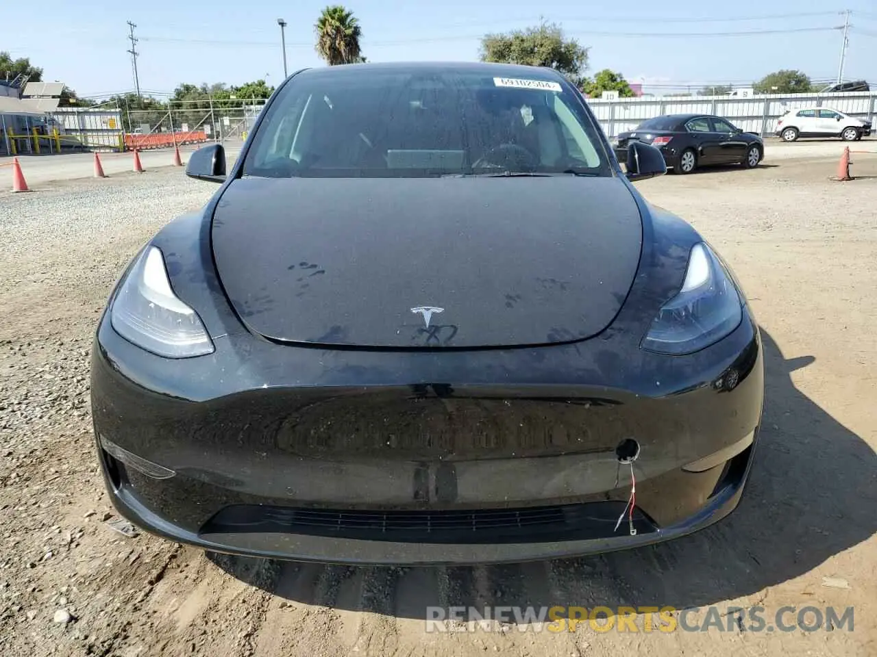 5 Photograph of a damaged car 7SAYGDEF5NF576570 TESLA MODEL Y 2022