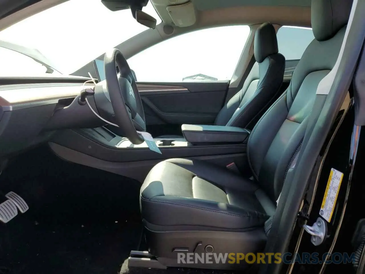 7 Photograph of a damaged car 7SAYGDEF5NF576570 TESLA MODEL Y 2022
