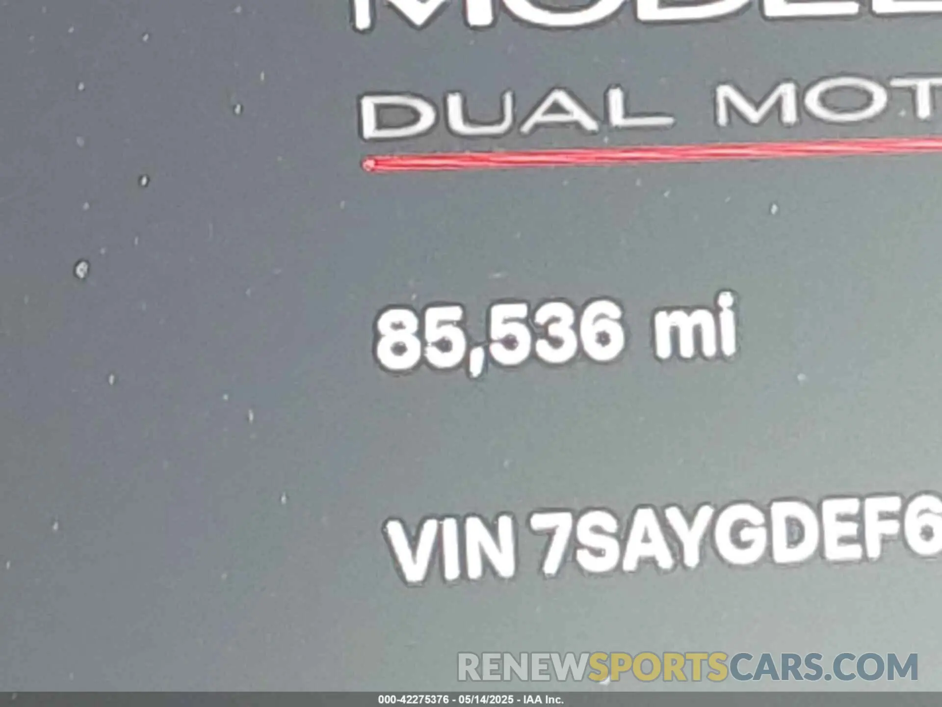 16 Photograph of a damaged car 7SAYGDEF6NF320695 TESLA MODEL Y 2022