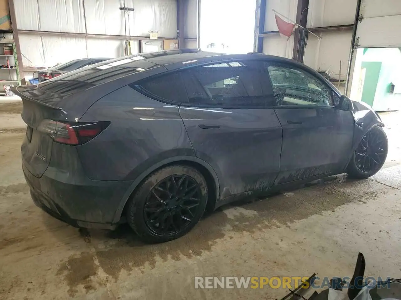 3 Photograph of a damaged car 7SAYGDEF6NF327016 TESLA MODEL Y 2022