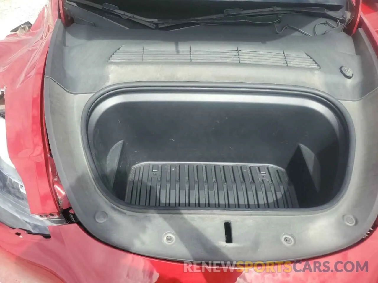 11 Photograph of a damaged car 7SAYGDEF6NF345323 TESLA MODEL Y 2022