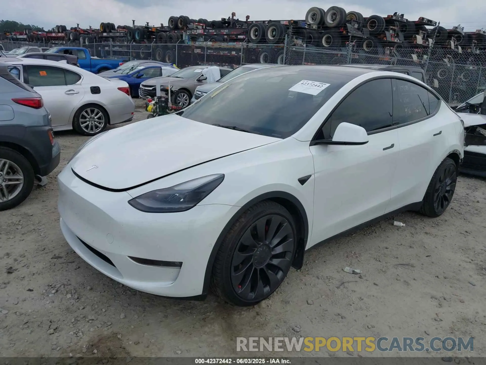 2 Photograph of a damaged car 7SAYGDEF6NF369475 TESLA MODEL Y 2022