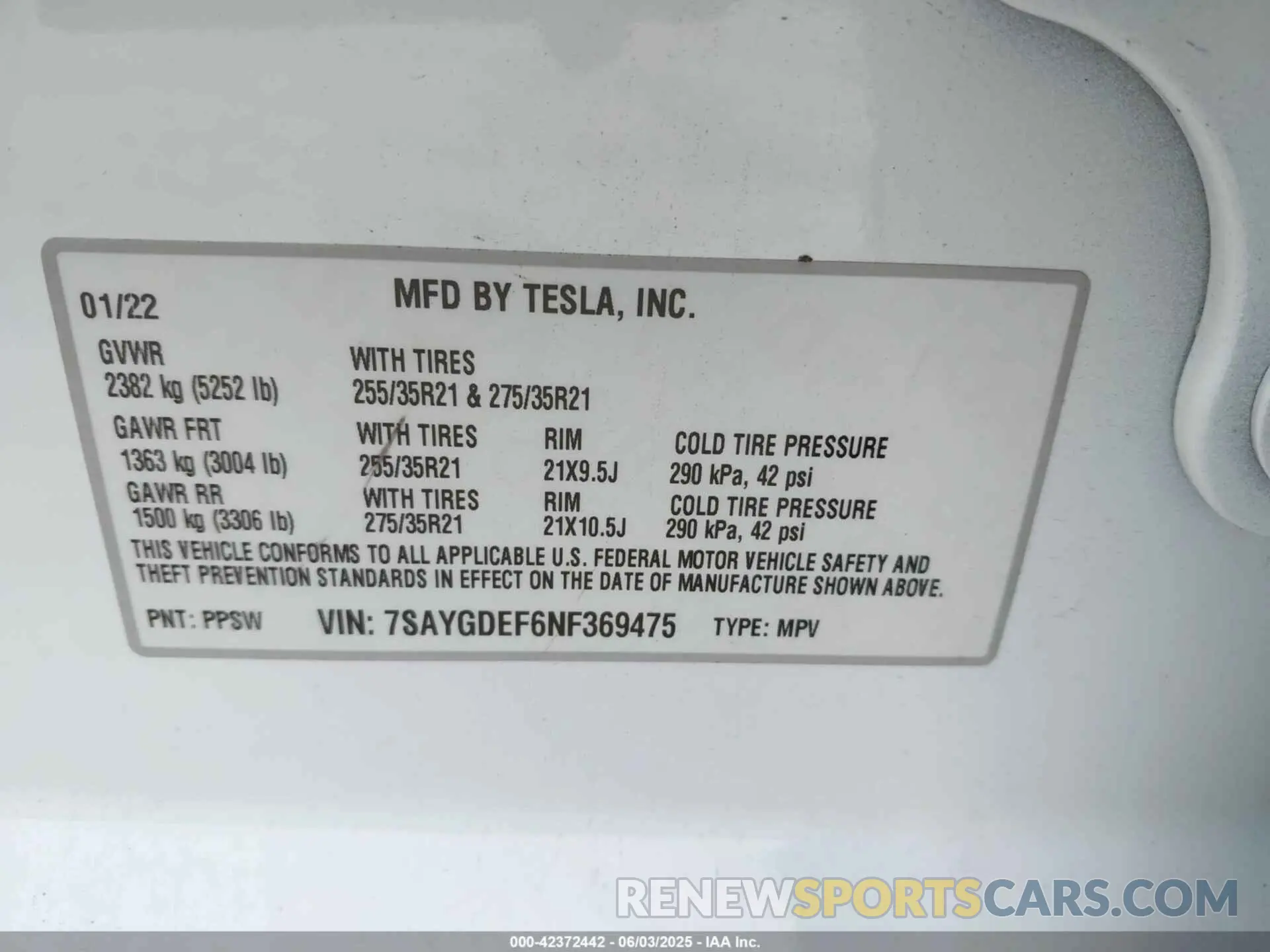 9 Photograph of a damaged car 7SAYGDEF6NF369475 TESLA MODEL Y 2022