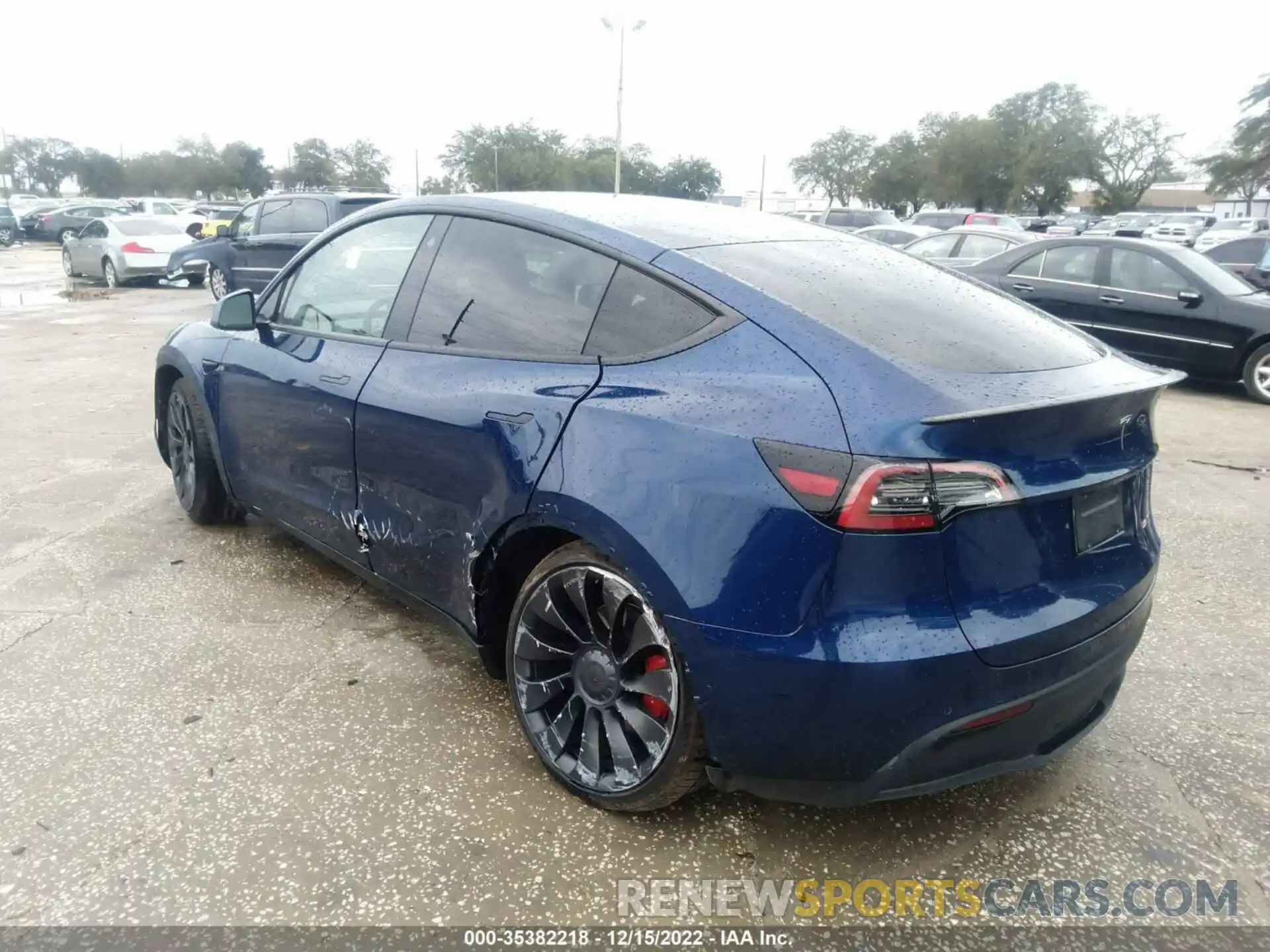 3 Photograph of a damaged car 7SAYGDEF6NF374871 TESLA MODEL Y 2022