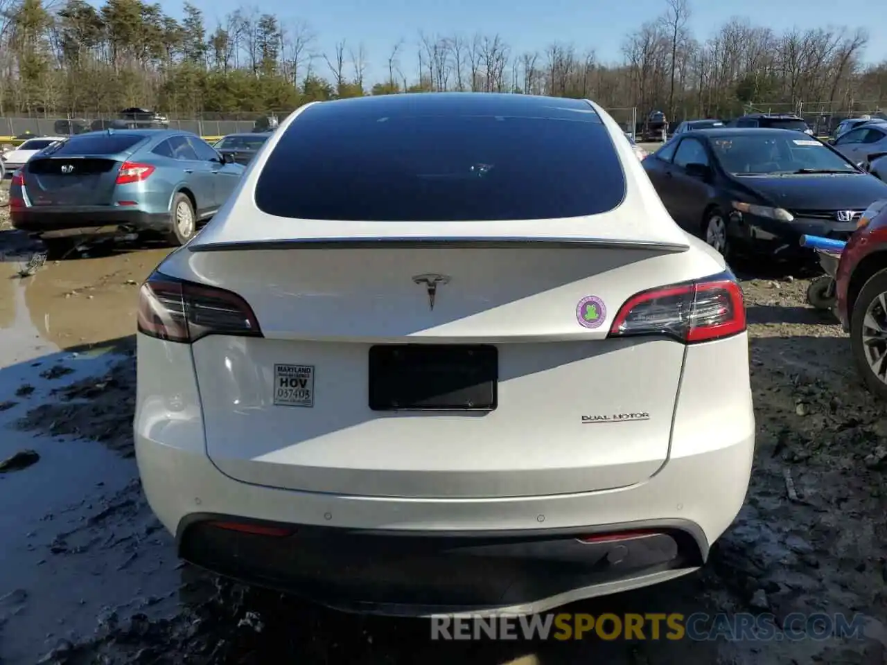 6 Photograph of a damaged car 7SAYGDEF6NF379150 TESLA MODEL Y 2022