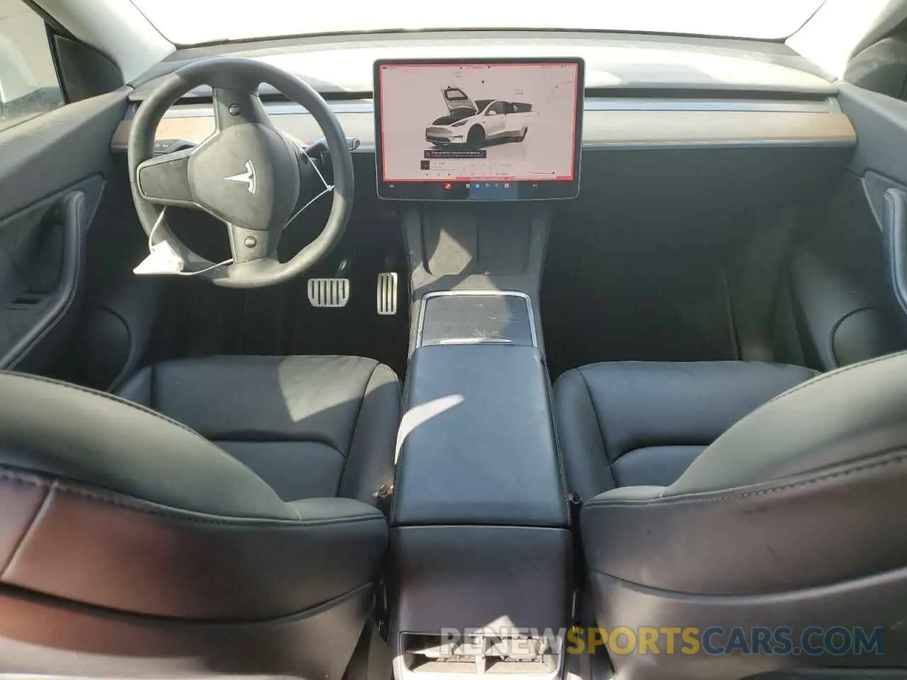 8 Photograph of a damaged car 7SAYGDEF6NF400031 TESLA MODEL Y 2022
