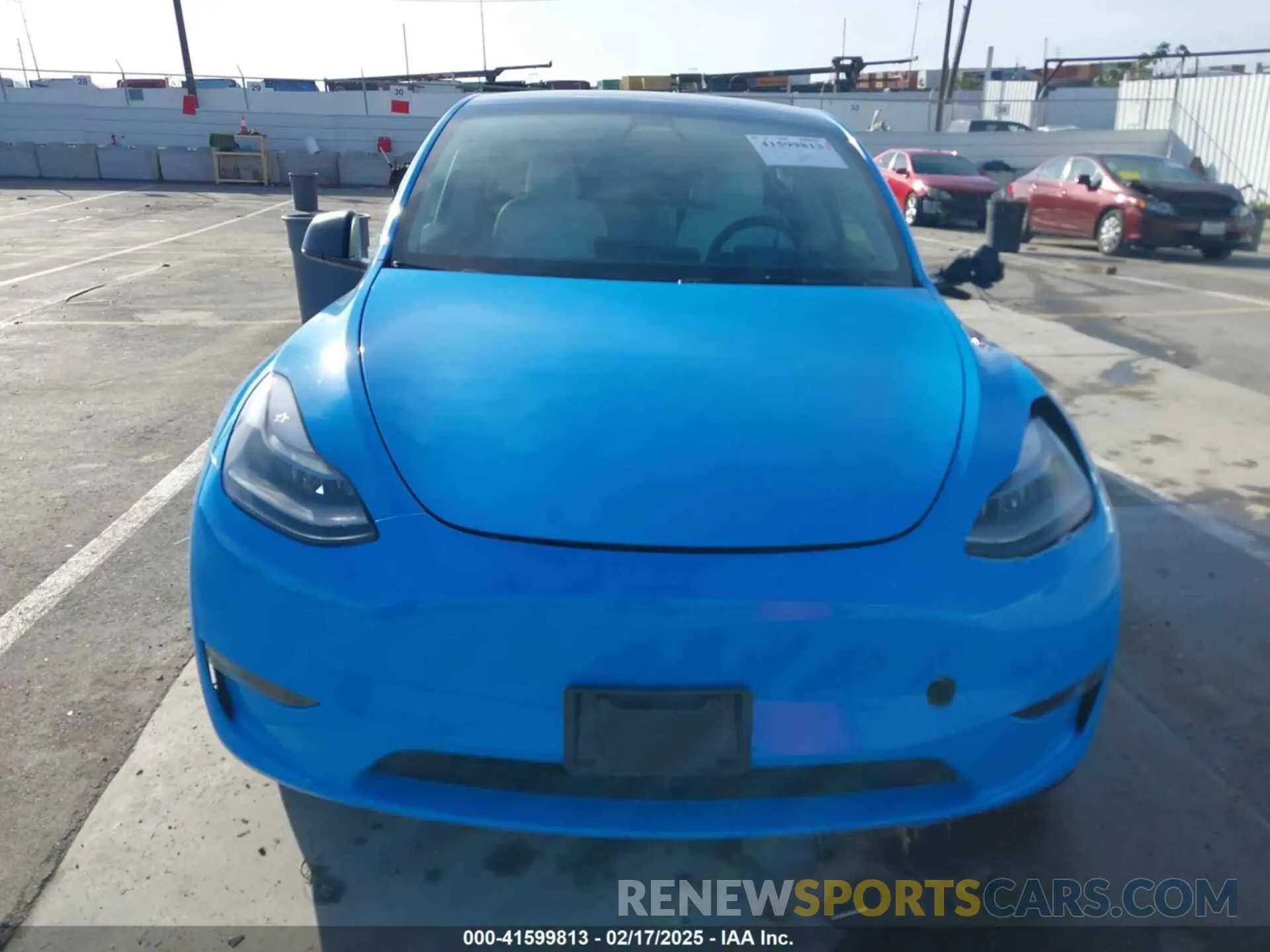 11 Photograph of a damaged car 7SAYGDEF6NF406766 TESLA MODEL Y 2022