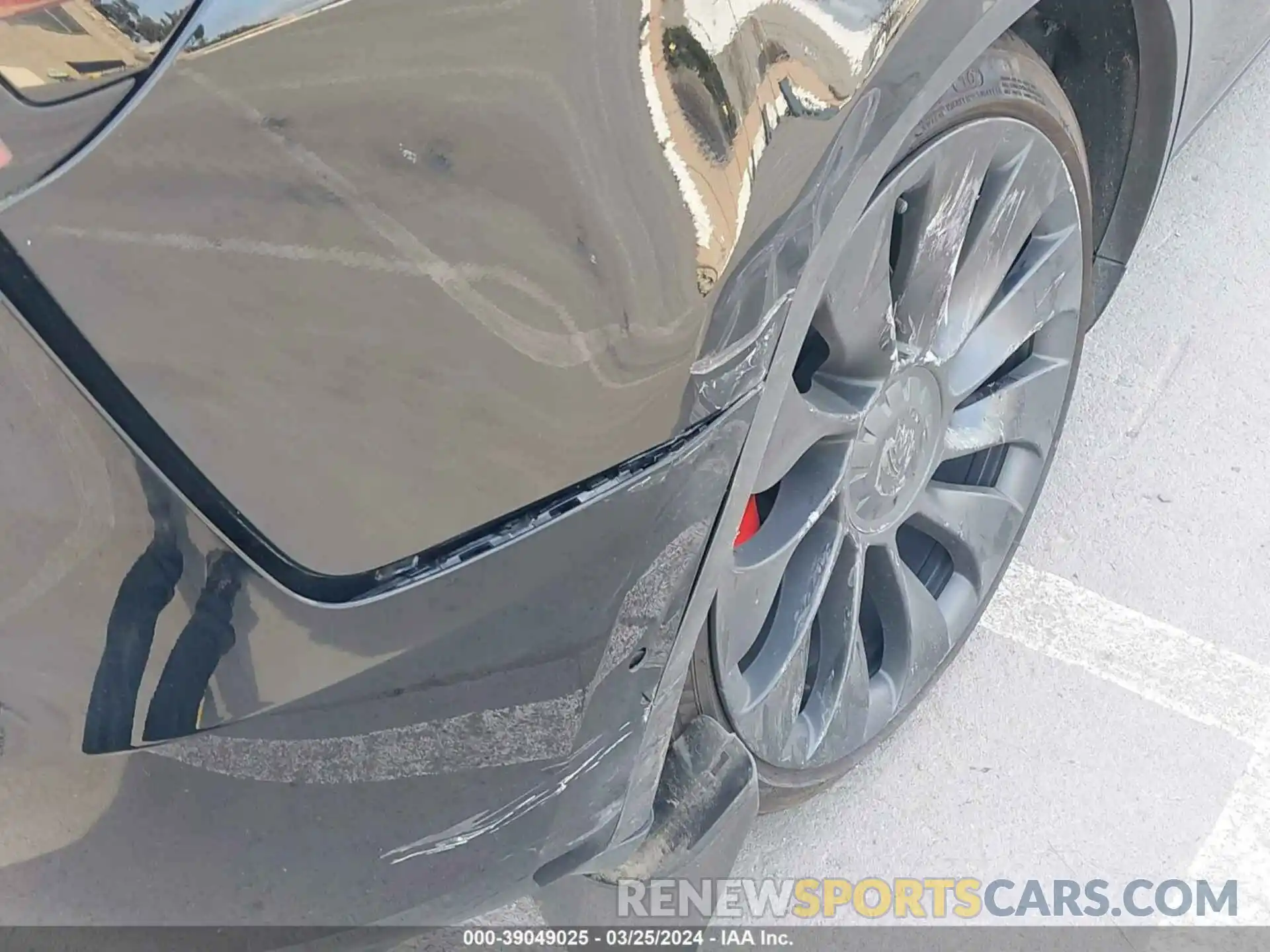 6 Photograph of a damaged car 7SAYGDEF6NF414995 TESLA MODEL Y 2022