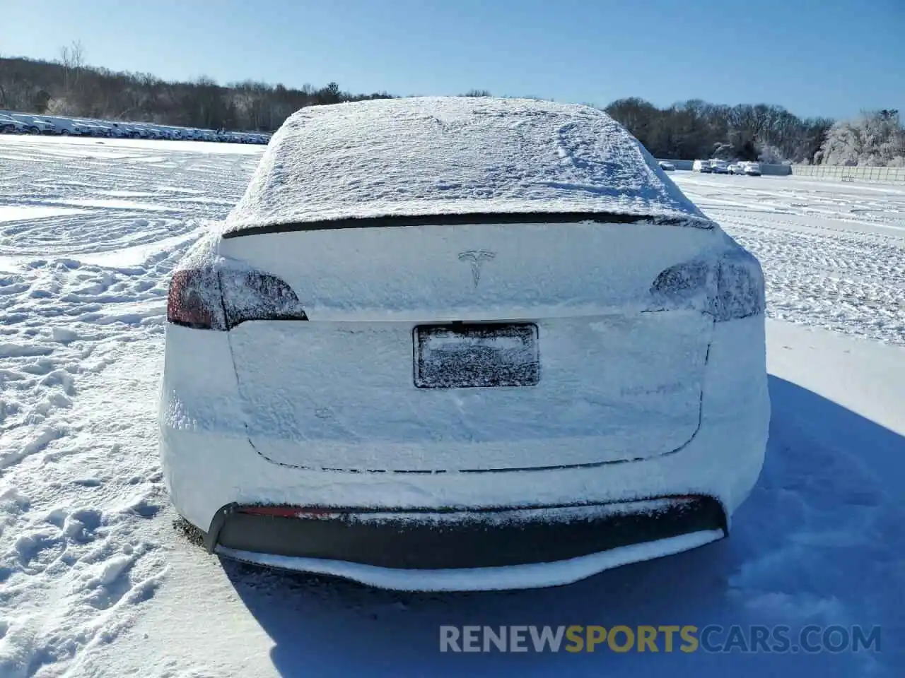 6 Photograph of a damaged car 7SAYGDEF6NF416360 TESLA MODEL Y 2022