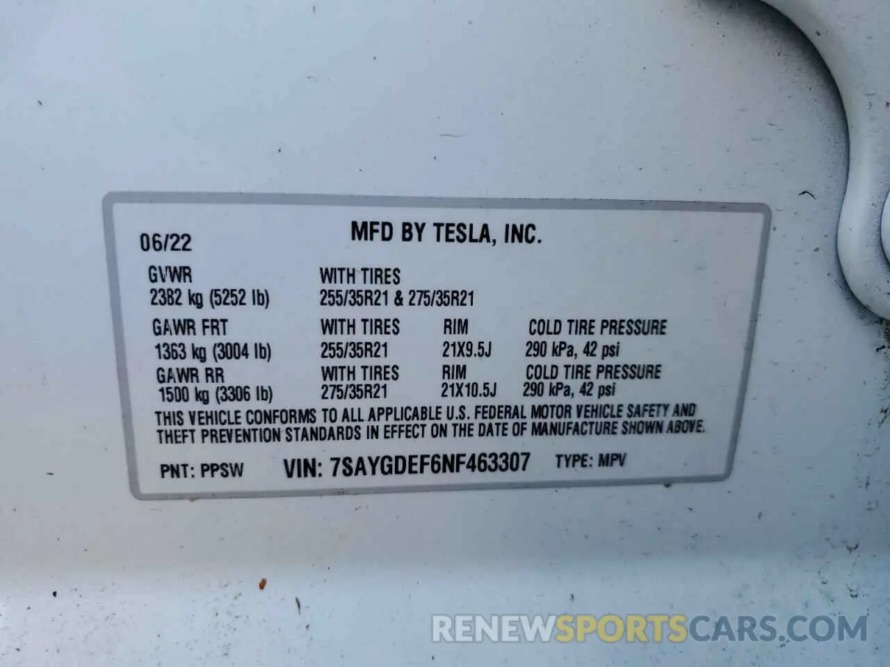 13 Photograph of a damaged car 7SAYGDEF6NF463307 TESLA MODEL Y 2022