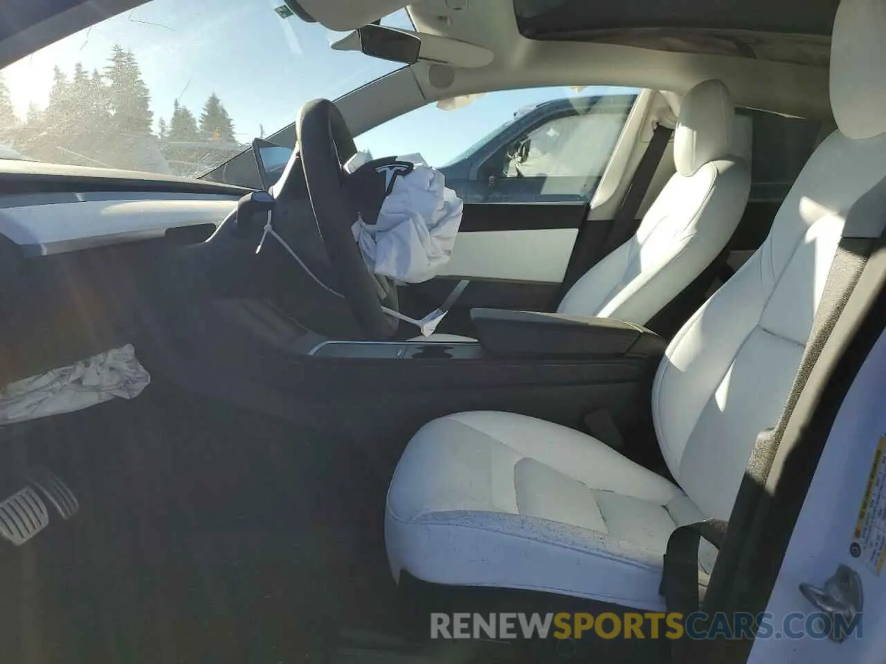 7 Photograph of a damaged car 7SAYGDEF6NF463307 TESLA MODEL Y 2022