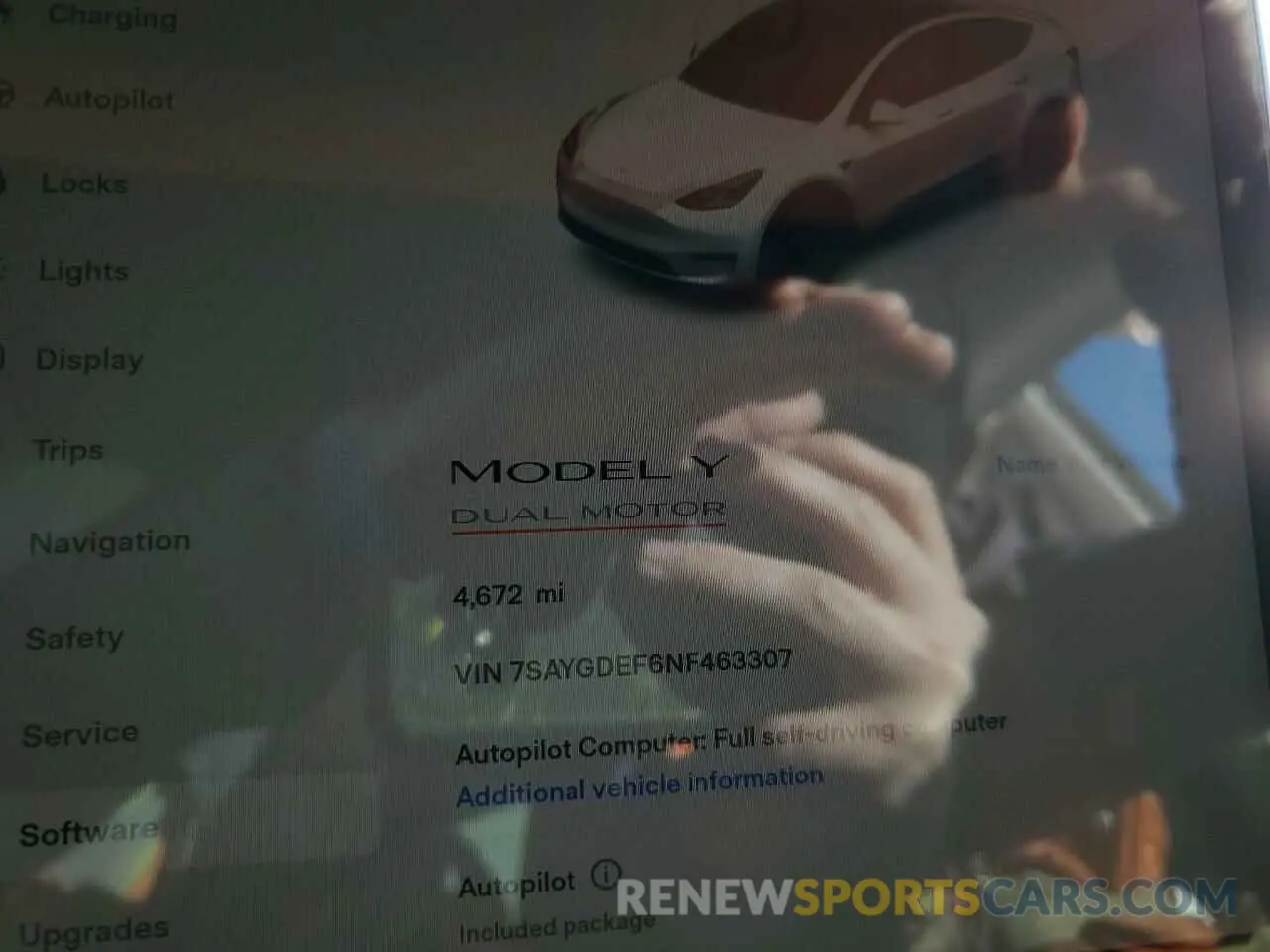 9 Photograph of a damaged car 7SAYGDEF6NF463307 TESLA MODEL Y 2022