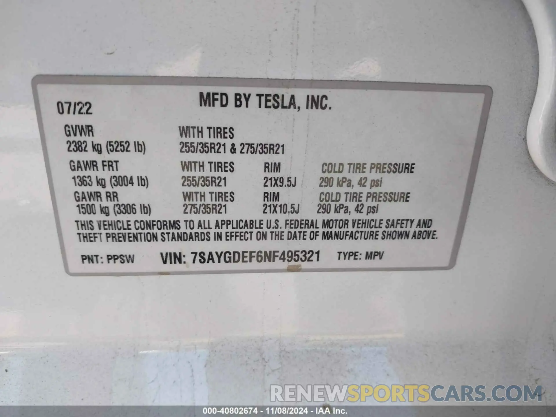 9 Photograph of a damaged car 7SAYGDEF6NF495321 TESLA MODEL Y 2022