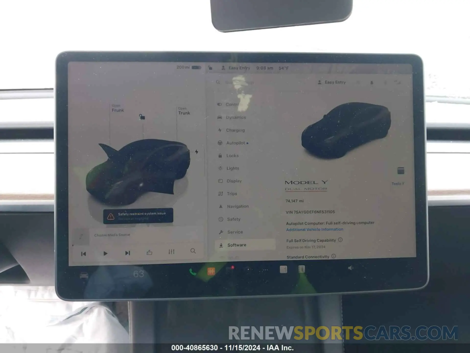 17 Photograph of a damaged car 7SAYGDEF6NF531105 TESLA MODEL Y 2022